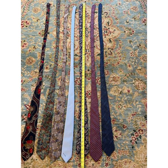 Silk Tie Bundle: Dior, De La Renta, Givenchy, Fendi, Valentino, Lagerfeld - Picture 4 of 13